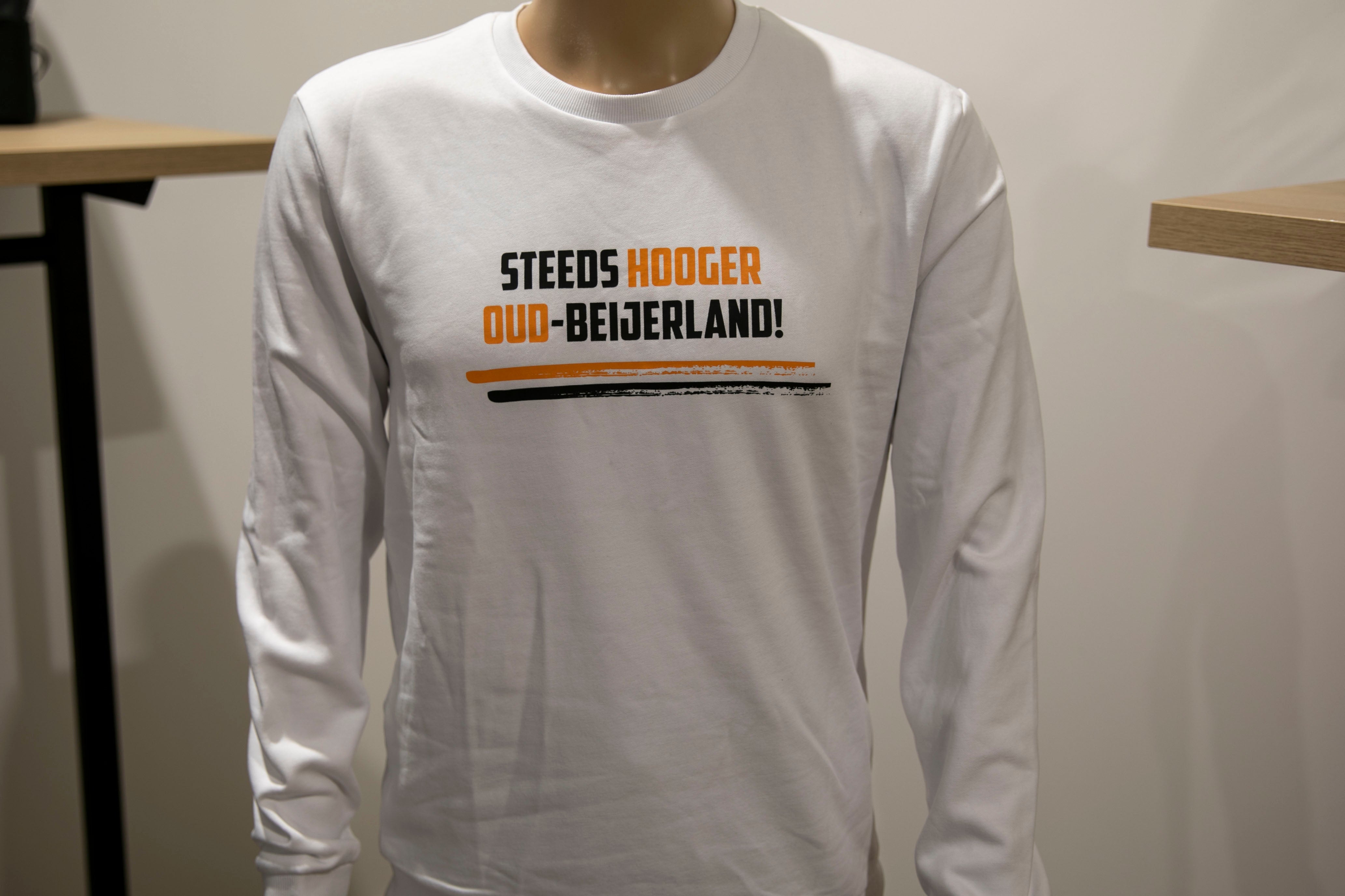 v.v. SHO Crewneck Sweater Steeds Hooger Oud-Beijerland Wit