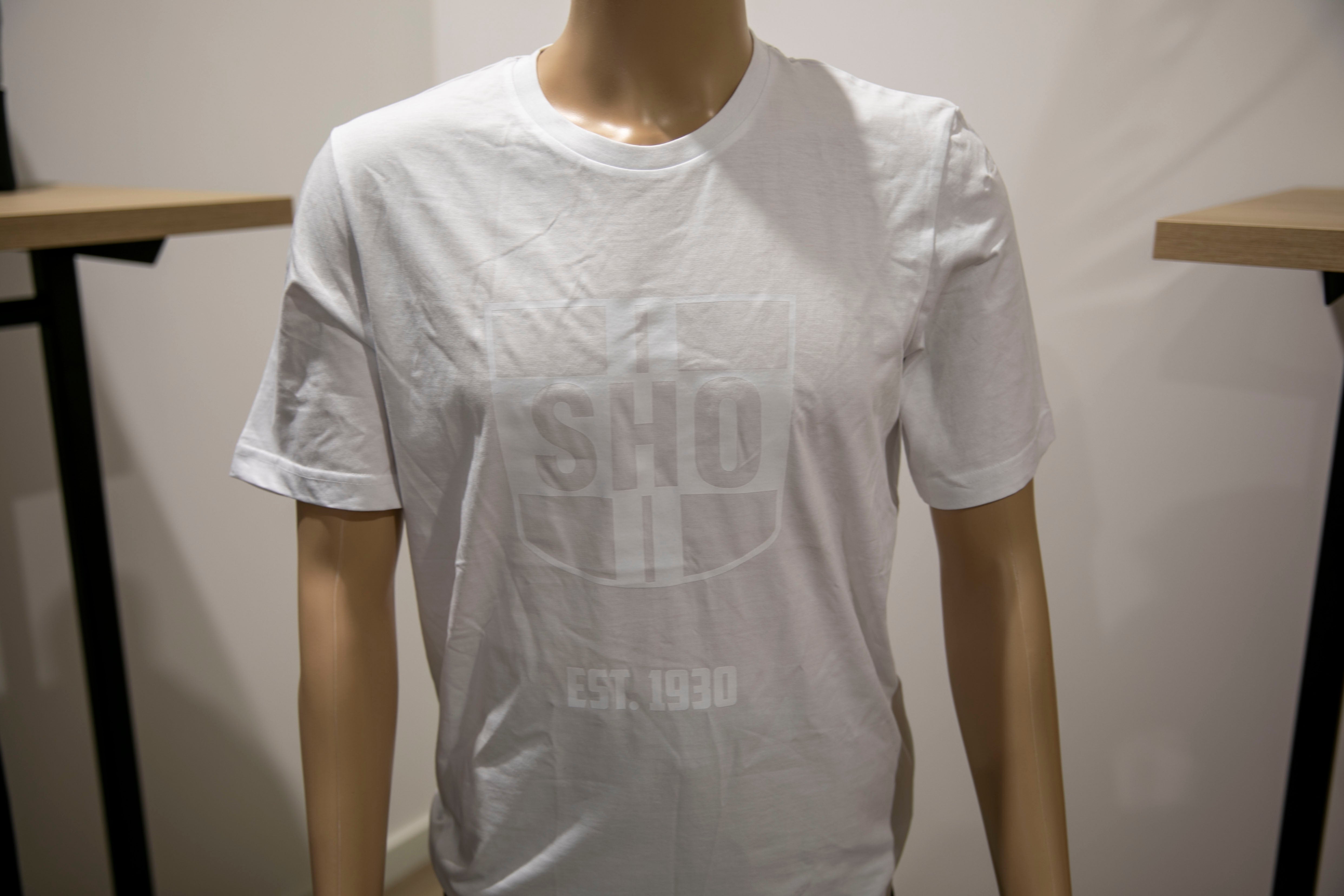 v.v. SHO T-Shirt Logo Casual Wit